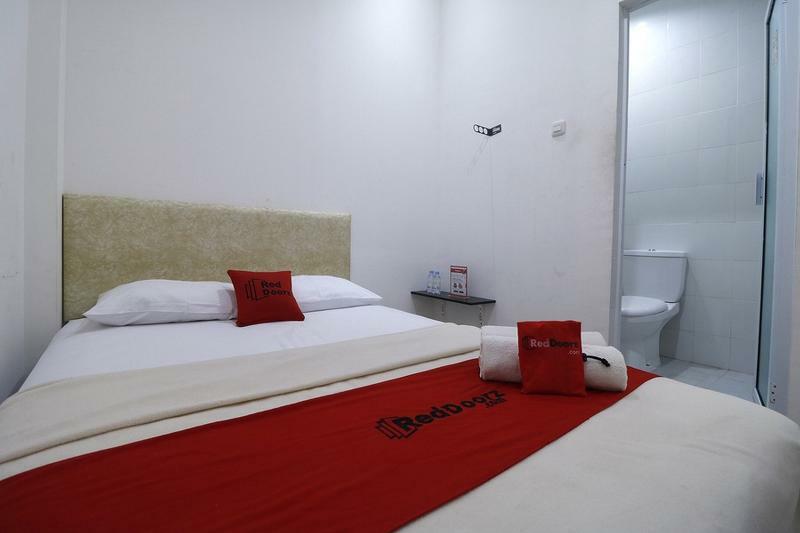Reddoorz Plus @ Kapuk Business Park Jakarta Exterior photo